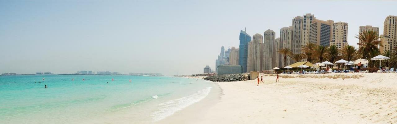 Corniche Street - Extremely Unique Room أبو ظبي المظهر الخارجي الصورة