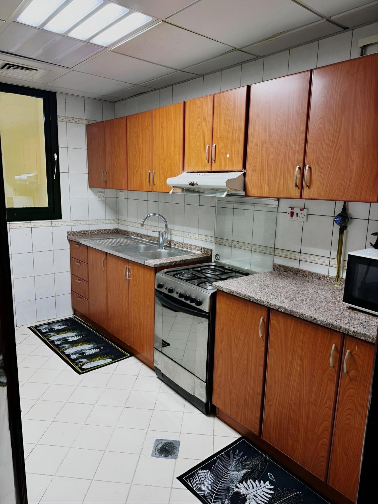 Corniche Street - Extremely Unique Room أبو ظبي المظهر الخارجي الصورة
